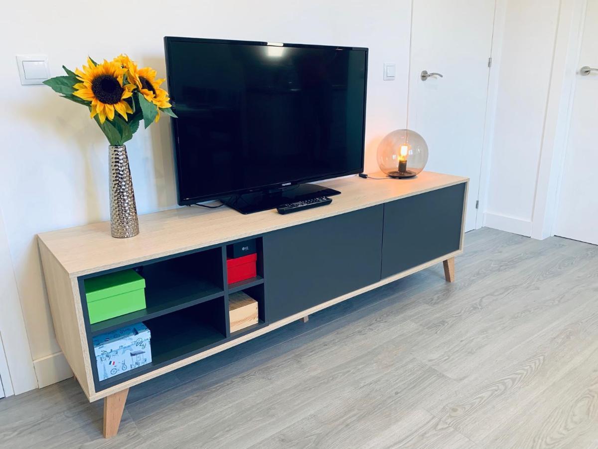 팔라모스 Apartamento Con Terraza Y Parking Privado 아파트 외부 사진