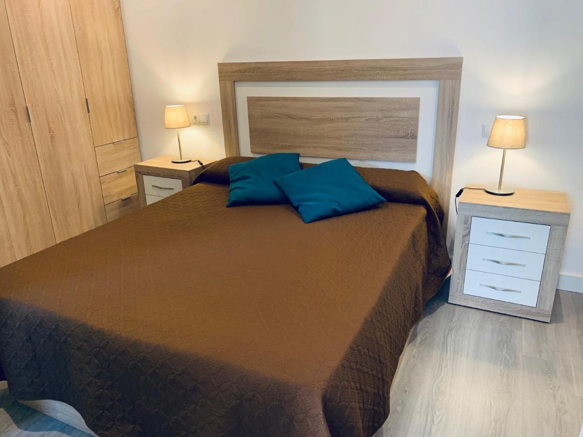팔라모스 Apartamento Con Terraza Y Parking Privado 아파트 외부 사진